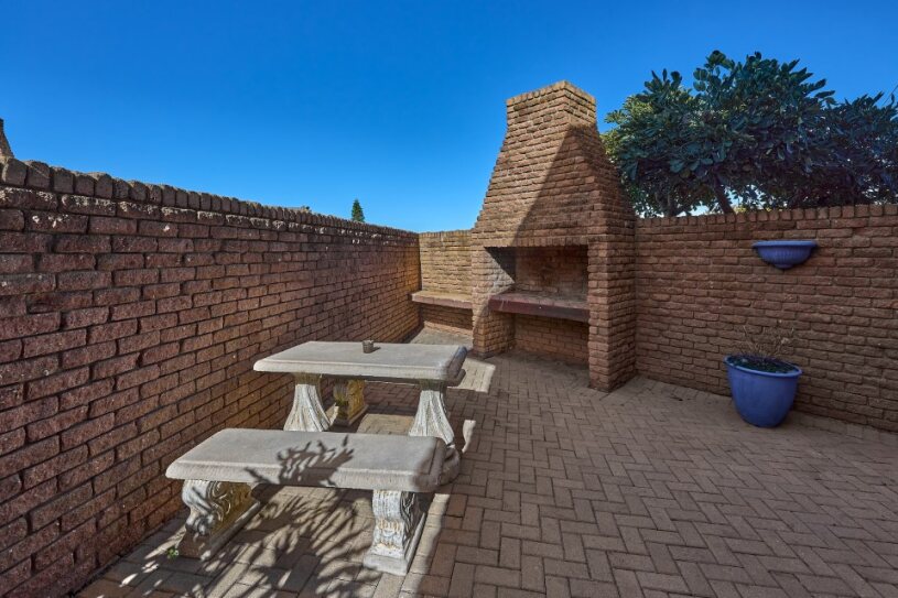 5 Bedroom Property for Sale in Dana Bay Western Cape